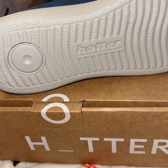 New Hºtter‎ Wrap Slippers - Picture 5 of 8